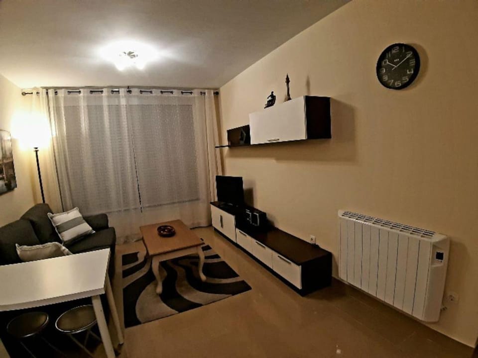 PISO EN 1ª LINEA DE PLAYA CON WIFI PUERTO DE CARIÑo Apartment in Galicia