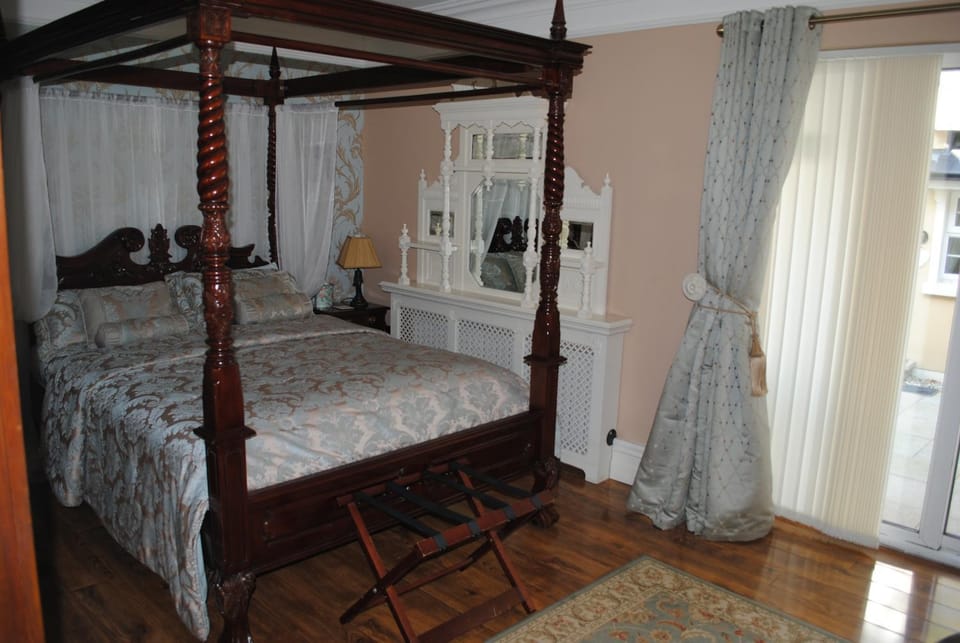 Riverside Lodge Bed and Breakfast in Louth, Co. Louth, Ireland