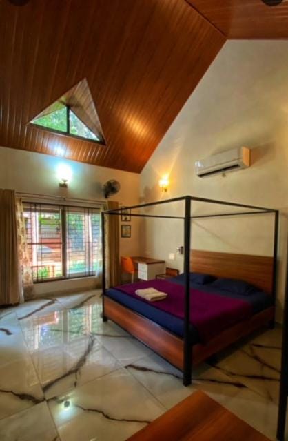 1000 SILVERS -Farm Stay Villa in Kerala