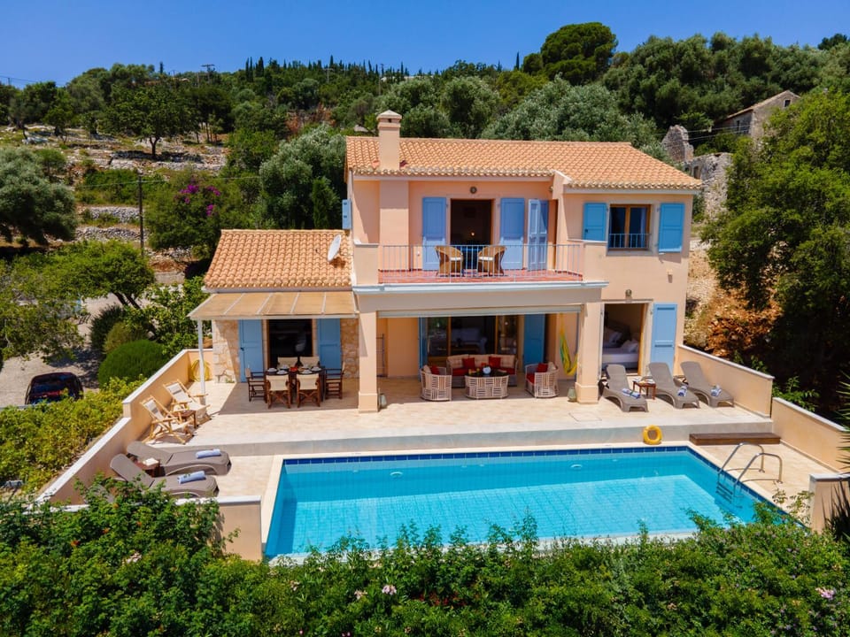 Villa Apollo up to 8px, private pool Villa in Cephalonia