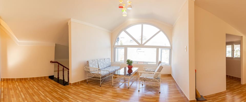 Patio, Communal lounge/ TV room, Balcony/Terrace, Living room