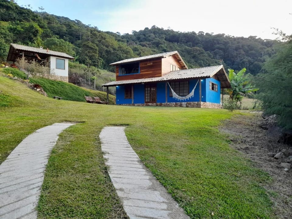 Chale com agua de nascente e com vista panoramica Chalet in State of Rio de Janeiro