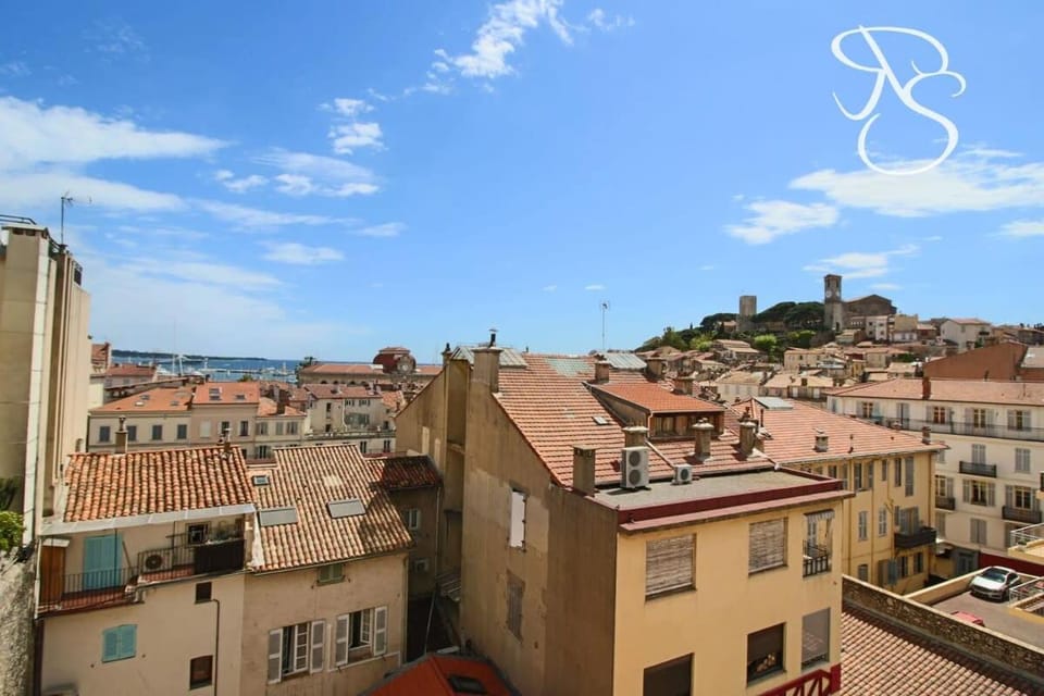 3 bedrooms with sea view - 4 min Palais & beaches Apartment in Cannes