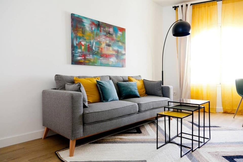 Living room, Decorative detail, Seating area