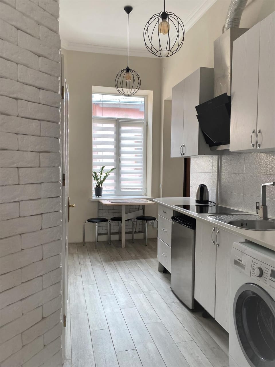 Kitchen or kitchenette, kitchen