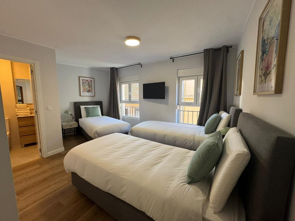 Bed, Photo of the whole room