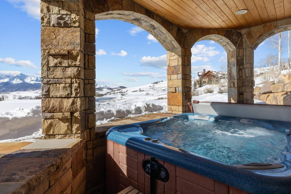 Miguel Road 100 ~ Elk View Lodge House in Colorado