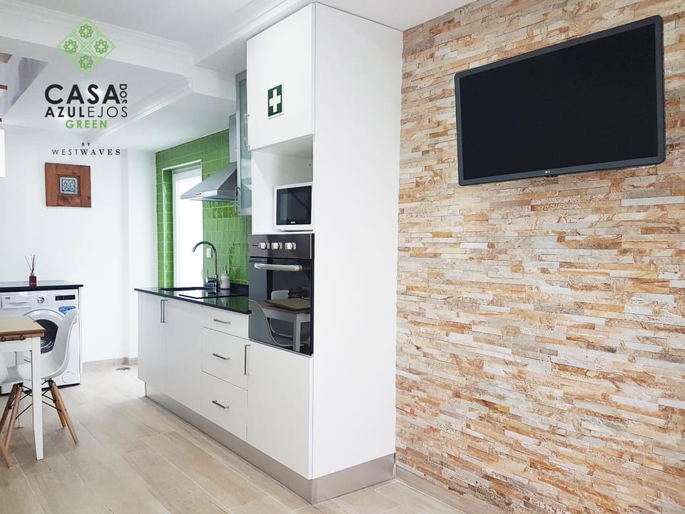 TV and multimedia, Kitchen or kitchenette
