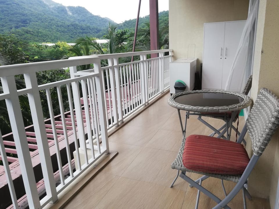 View (from property/room), Balcony/Terrace