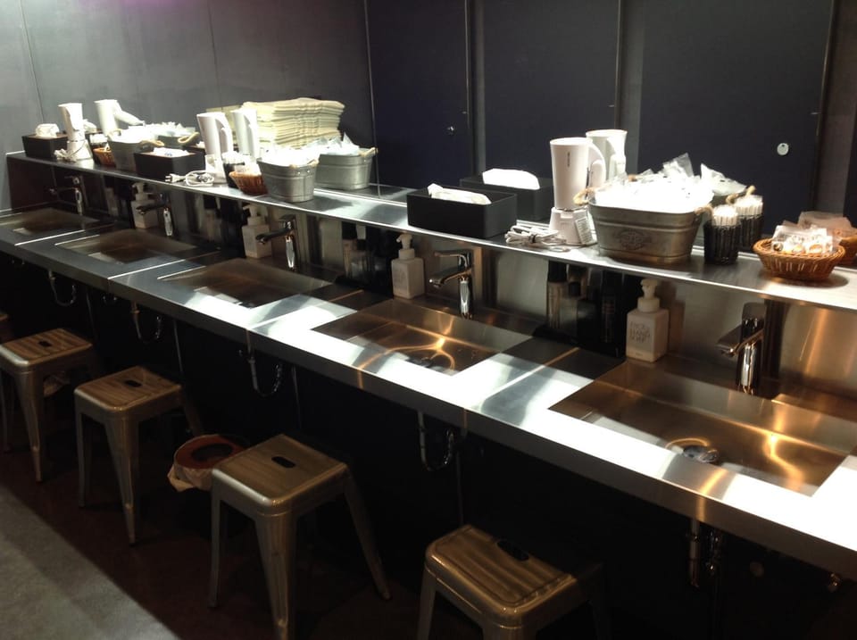 Matsue Urban Hotel CubicRoom Capsule hotel in Japan