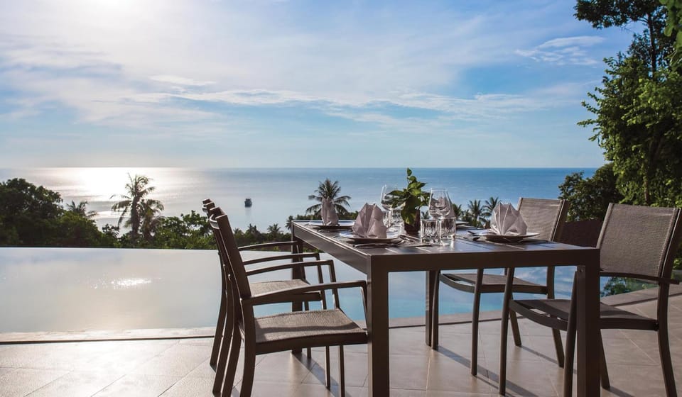 Patio, View (from property/room), Balcony/Terrace, Seating area, Dining area, Sea view, Swimming pool