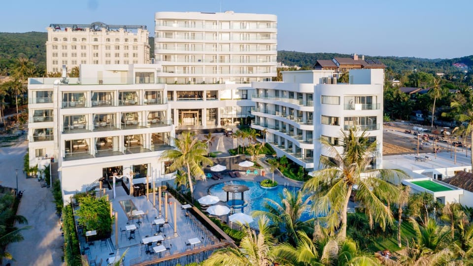 Sunset Beach Resort & Spa- Beachfront Pirate Fire Show Hotel in Phu Quoc