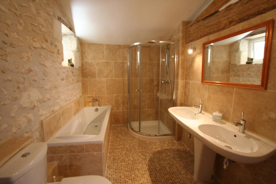Shower, Toilet, Bathroom, Bath
