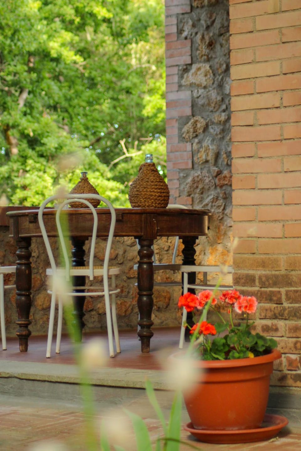 Patio, Decorative detail