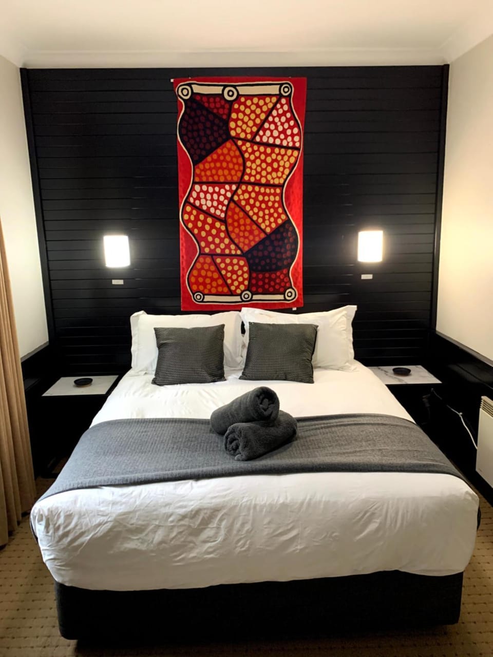 Bed, Photo of the whole room