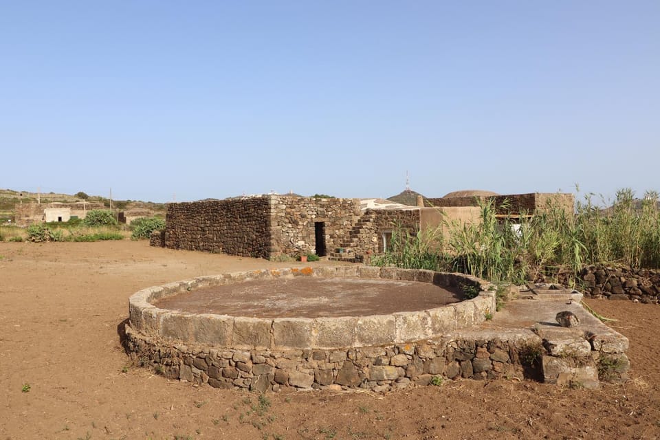 Bent el Rhia dammusi House in Sicily
