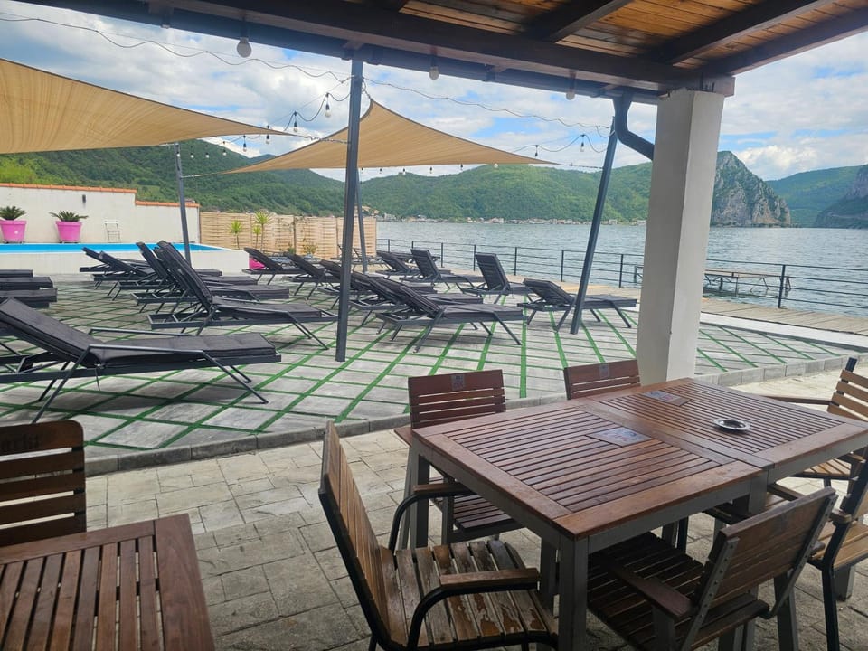 Vila La Faleza Dubova Bed and Breakfast in Serbia