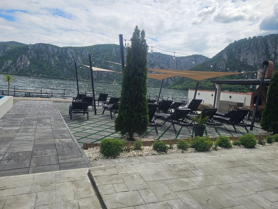 Vila La Faleza Dubova Bed and Breakfast in Serbia