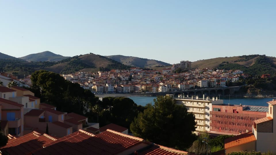 View (from property/room), City view, Mountain view, Sea view