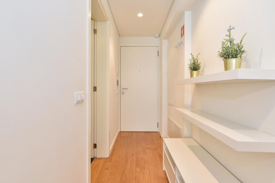 Sunny & Bright Amoreiras - Checkinhome Apartment in Lisbon