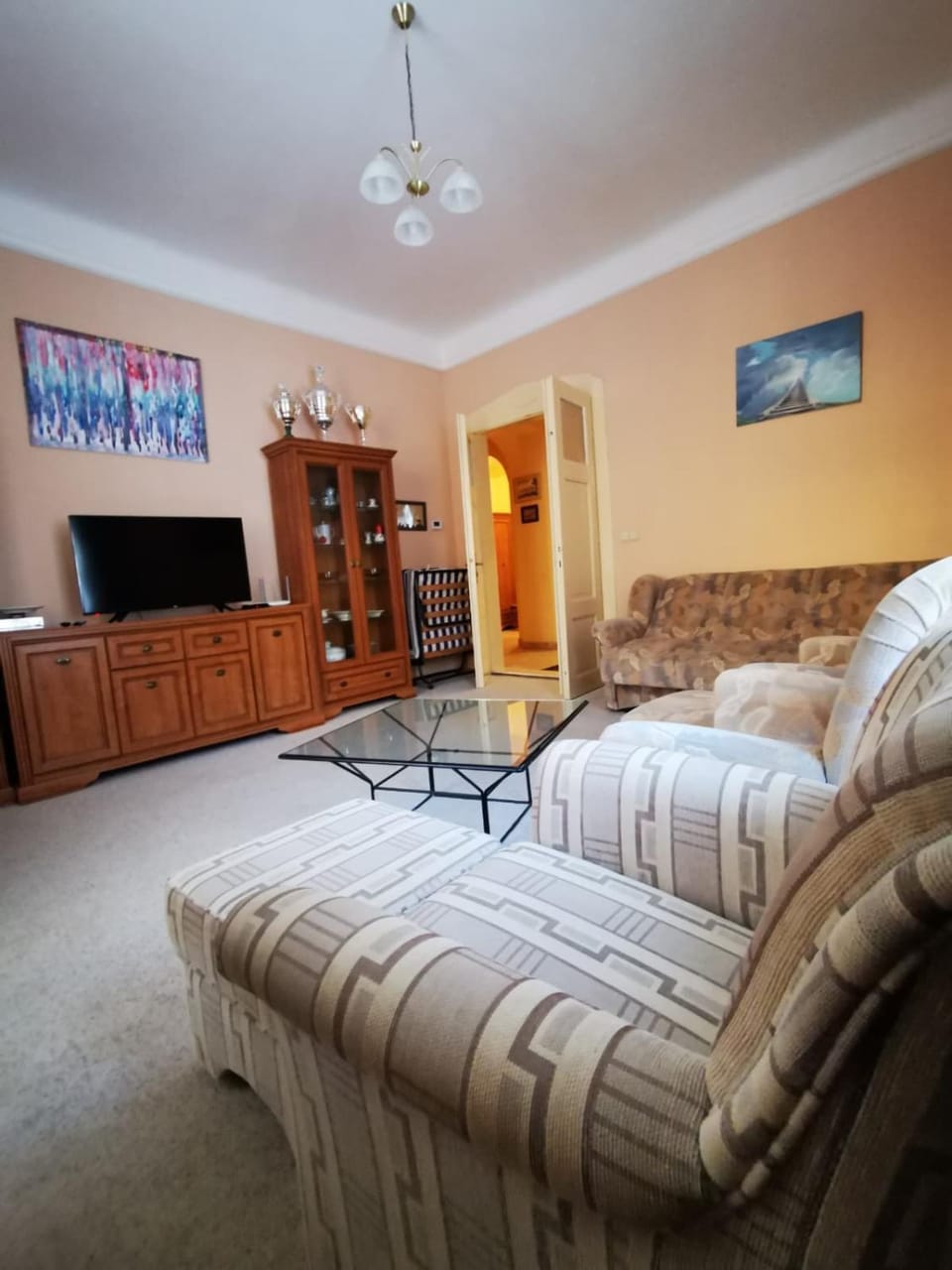 Communal lounge/ TV room, TV and multimedia, Living room, Evening entertainment