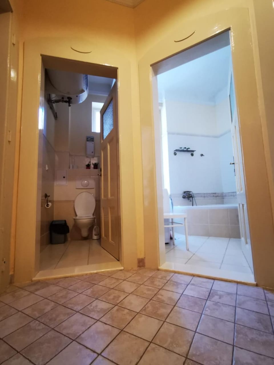 Shower, Toilet, Bathroom, Bath, towels