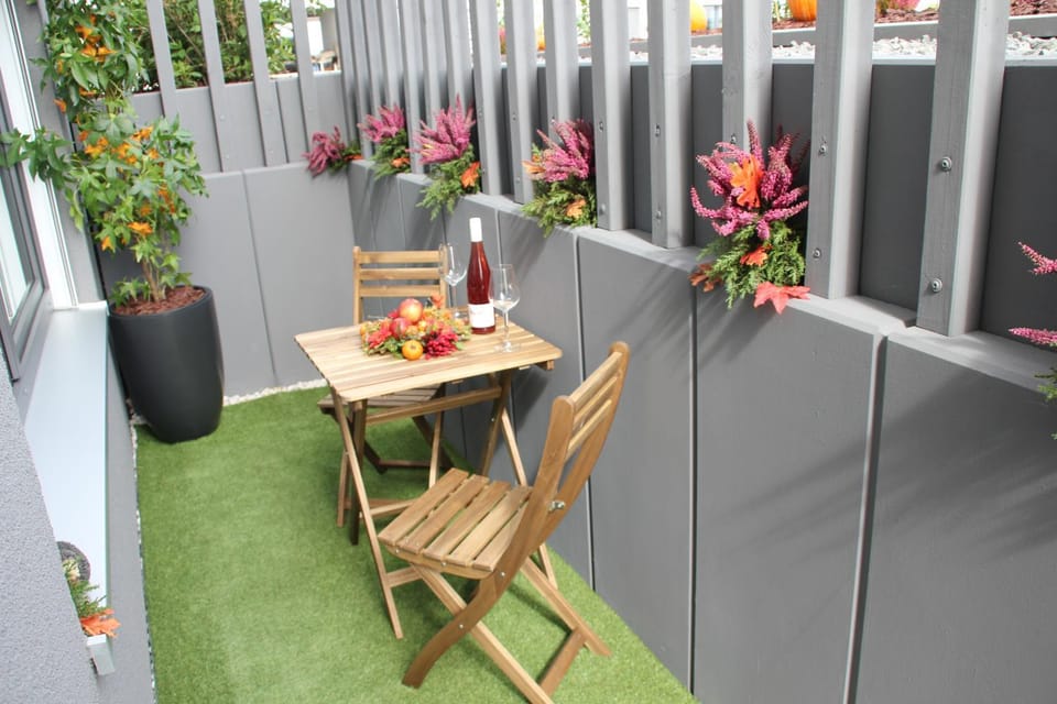 Property building, Balcony/Terrace