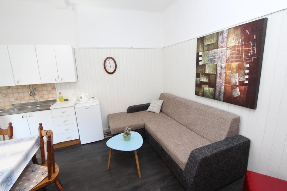 Kitchen or kitchenette, Living room, Dining area