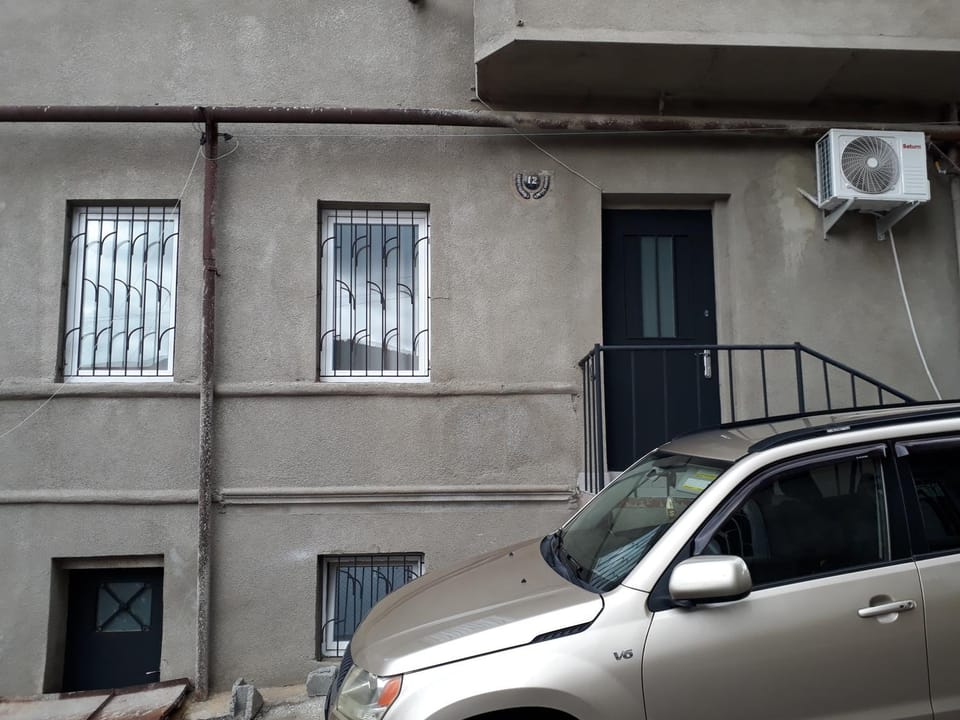 Property building, Facade/entrance