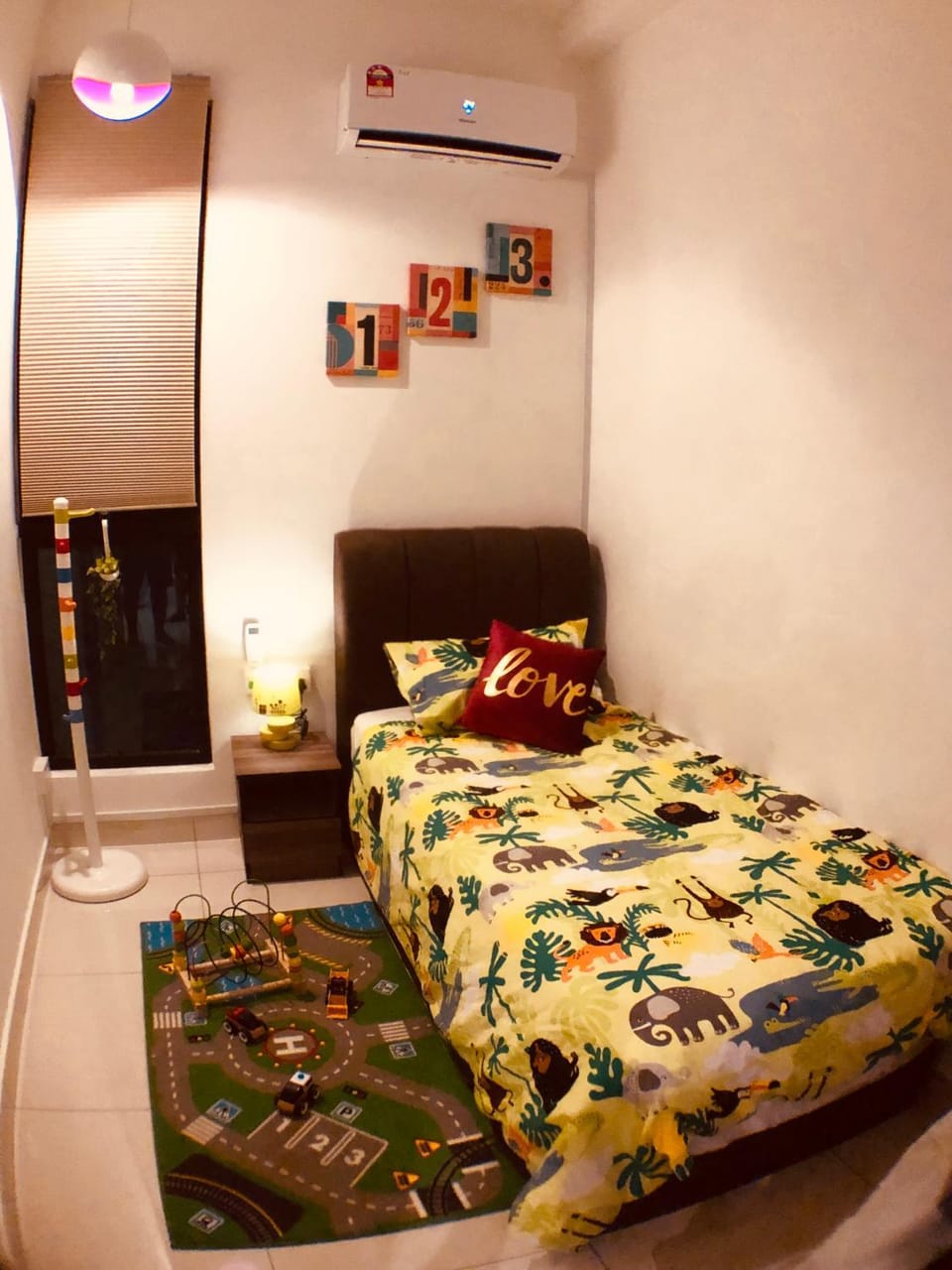 Legoland & Educity at BuYiYang Homestay Apartment in Johor
