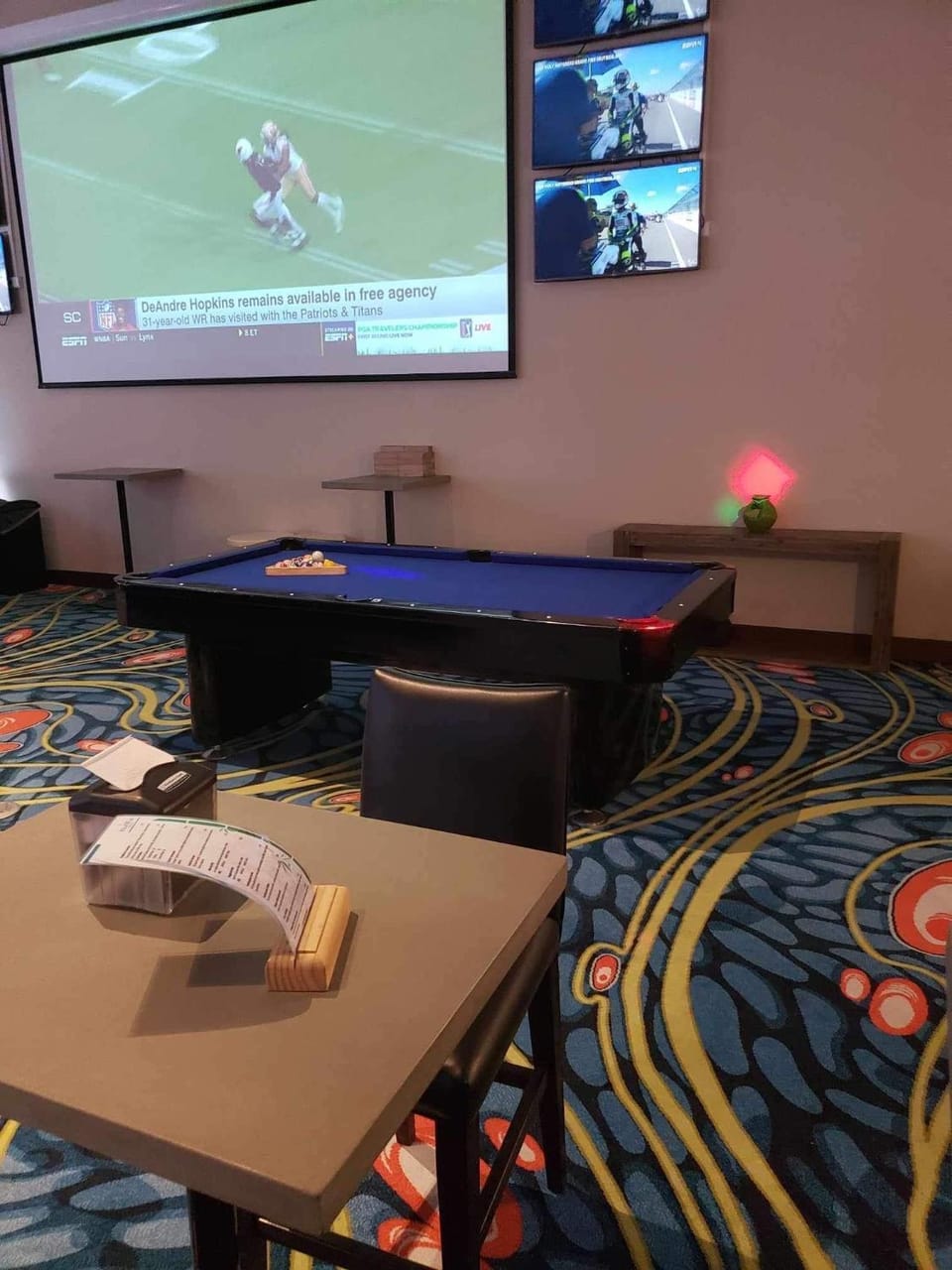 Communal lounge/ TV room, Billiard, Evening entertainment