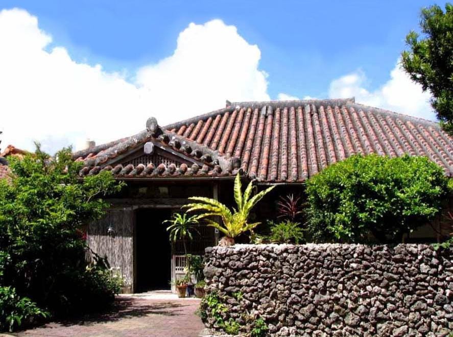 Facade/entrance, Day
