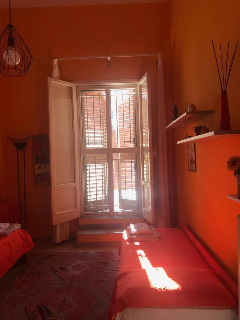 Photo of the whole room, Bedroom