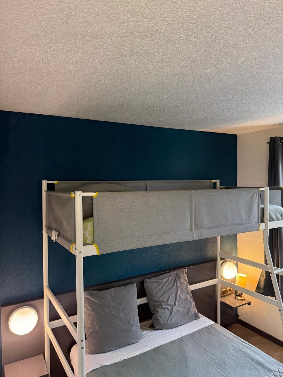 Hôtel La Nonette ASTERIX, CDG AIRPORT & PARIS CENTRE Hotel in Île-de-France