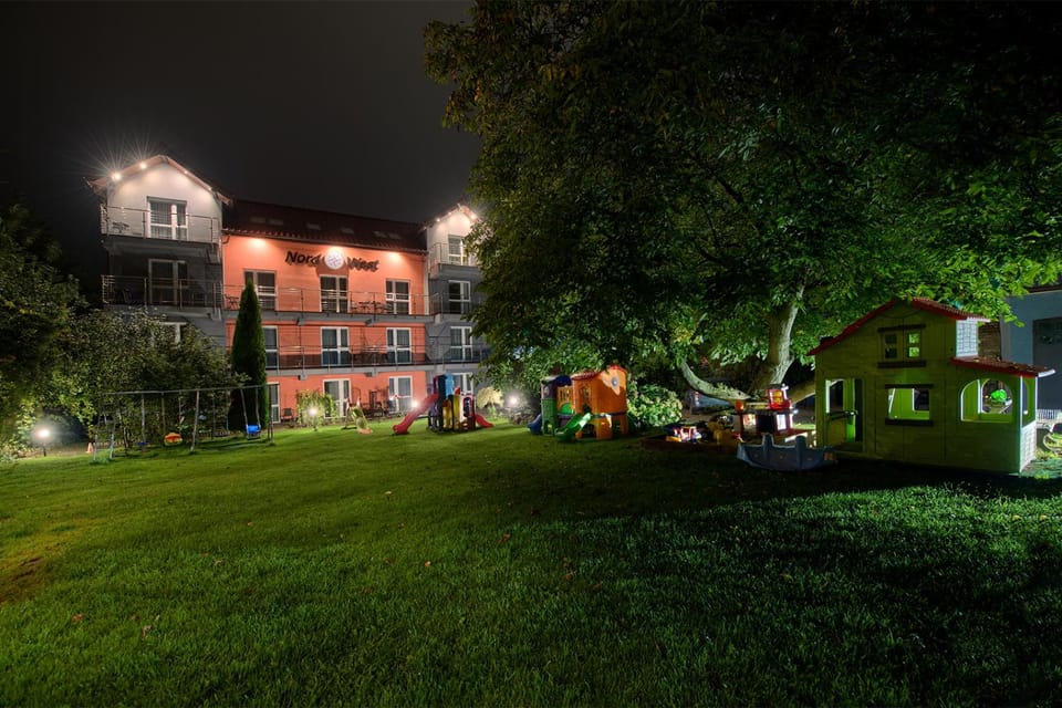 Night, Garden, View (from property/room)