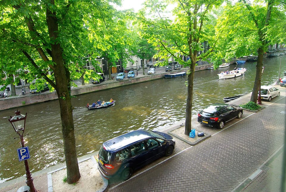 View (from property/room), View (from property/room), City view, City view, River view, Street view