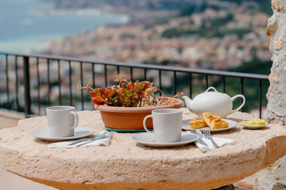 View (from property/room), Balcony/Terrace, Sea view, Breakfast