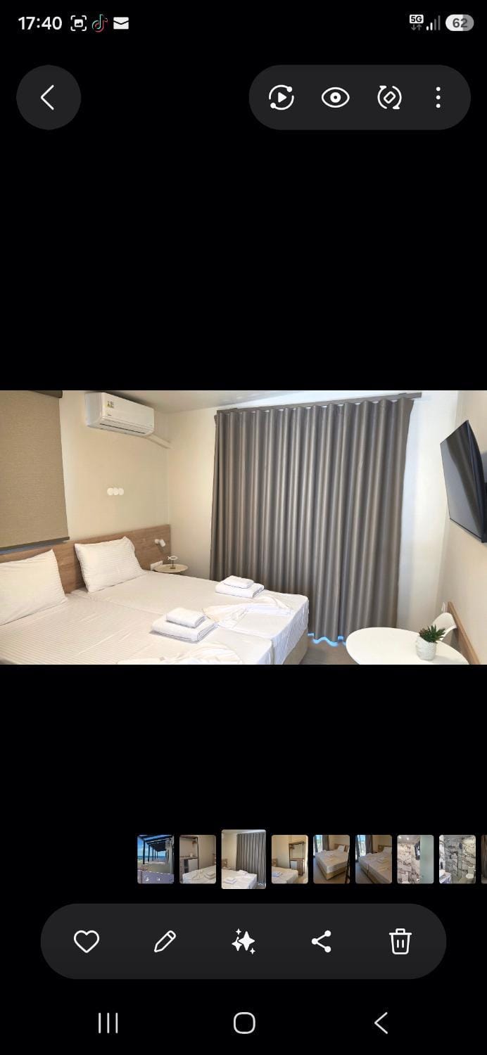 TV and multimedia, Photo of the whole room