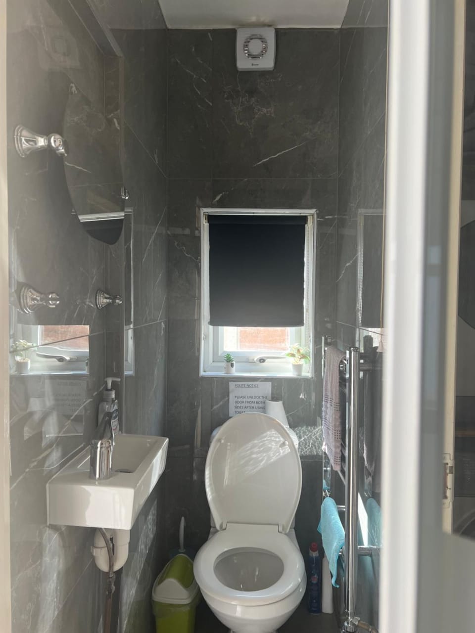 A Lovely Bespoke Studio Room in North West London Vacation rental in Southall