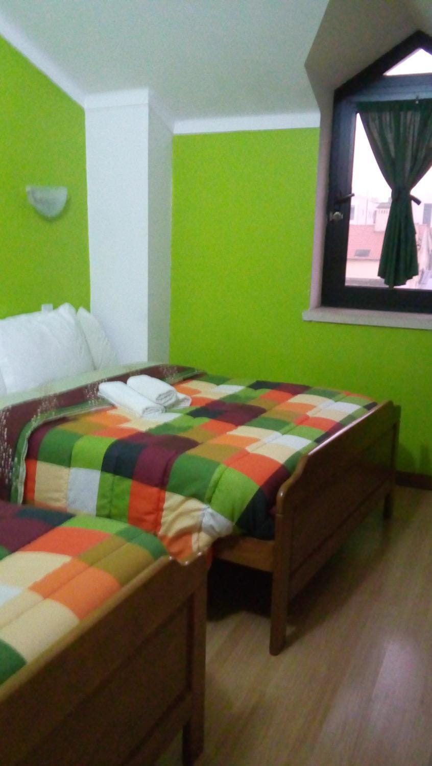 Residencial Moeda Bed and Breakfast in Coimbra