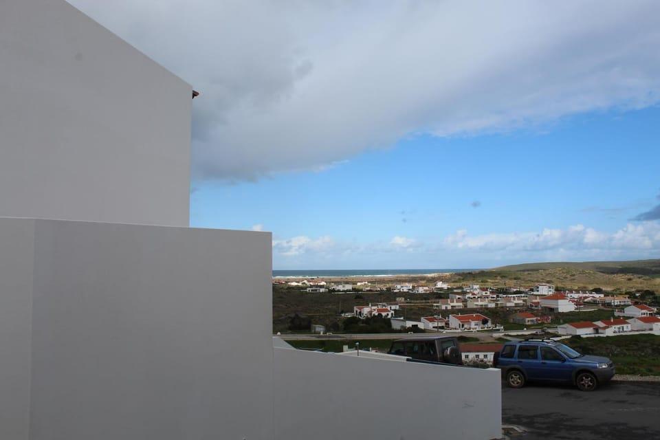 Casa na Carrapateira, Aljezur House in Faro District