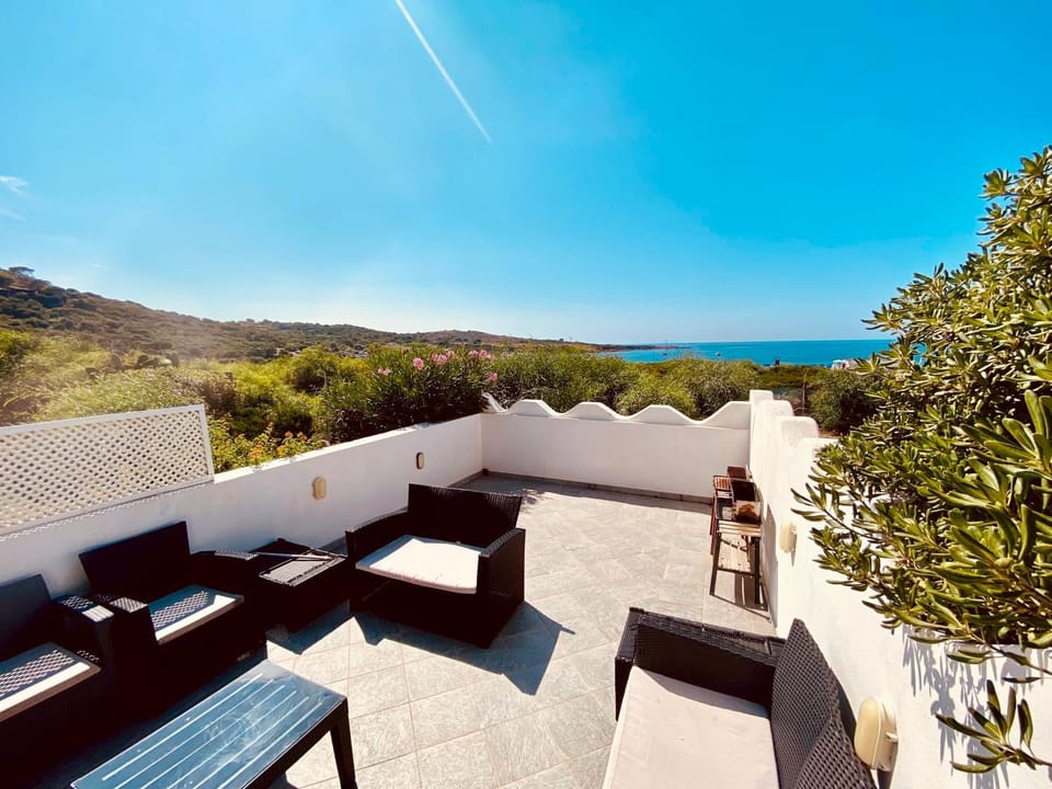 A.I.R. Villa Marinedda House in Isola Rossa