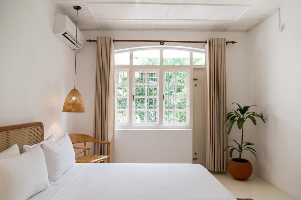 Bed, View (from property/room), air conditioner