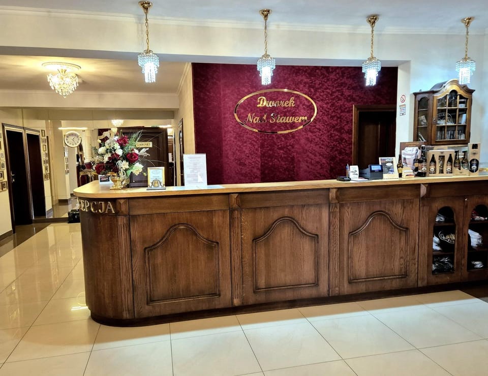 Dworek Nad Stawem & Łaźnia Piwna Vacation rental in Masovian Voivodeship