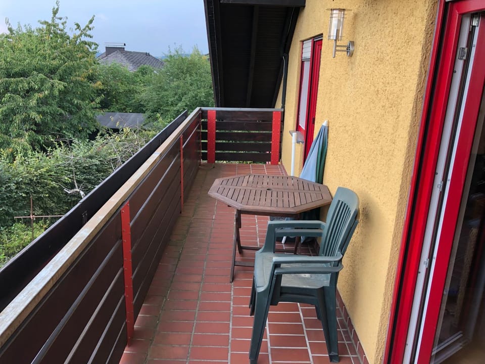 Patio, Facade/entrance, Off site, Balcony/Terrace, Garden view