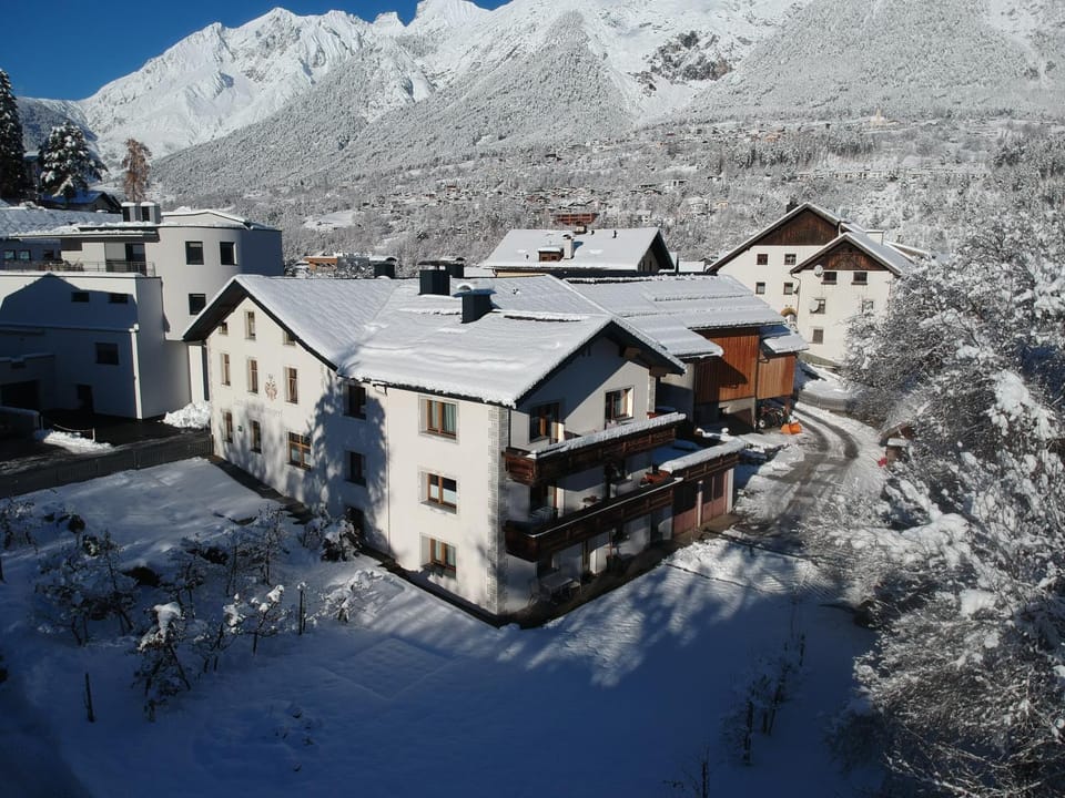 Property building, Winter