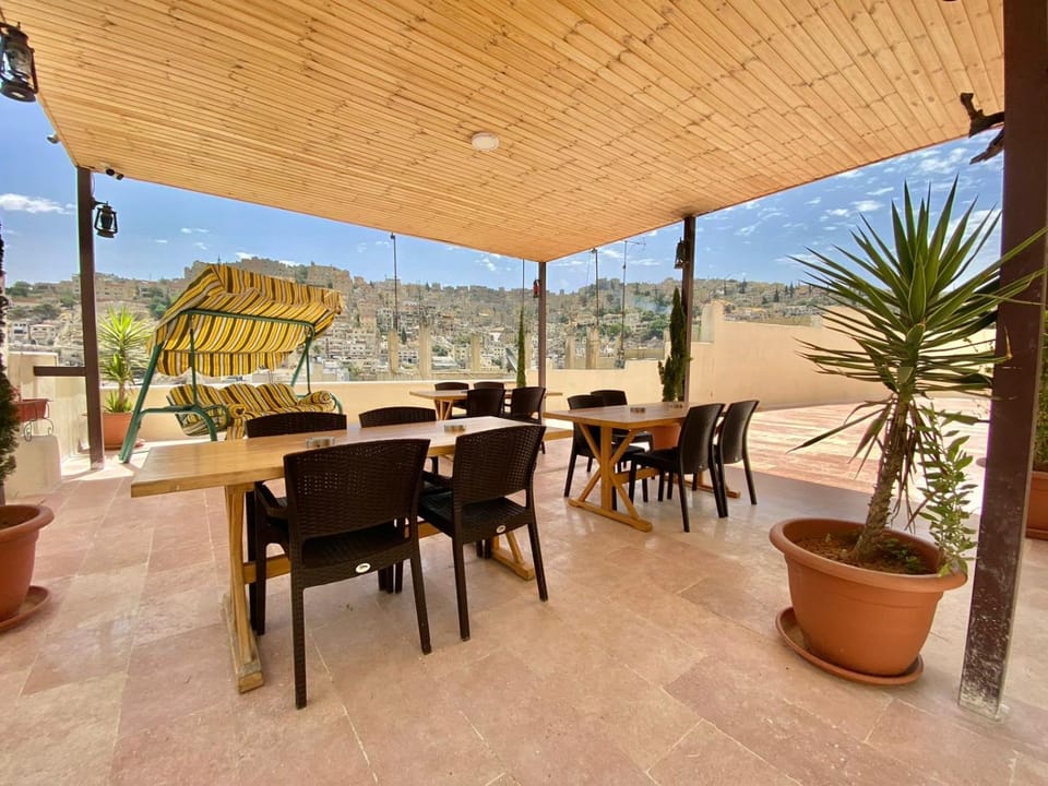 Patio, Day, Natural landscape, View (from property/room), Balcony/Terrace, Dining area, Mountain view, Internal: Not applicable to any particular room