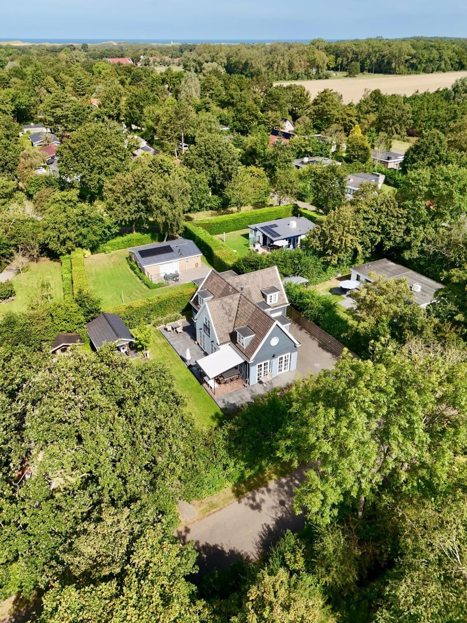 De Cloud House in Oostkapelle