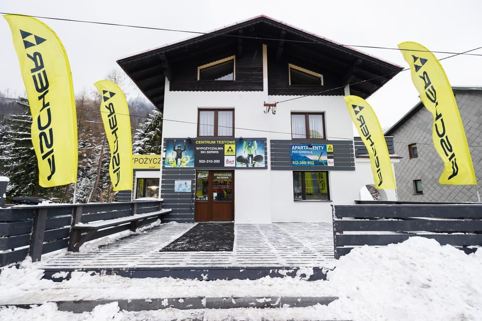 Property building, Day, Winter, Skiing, Skiing