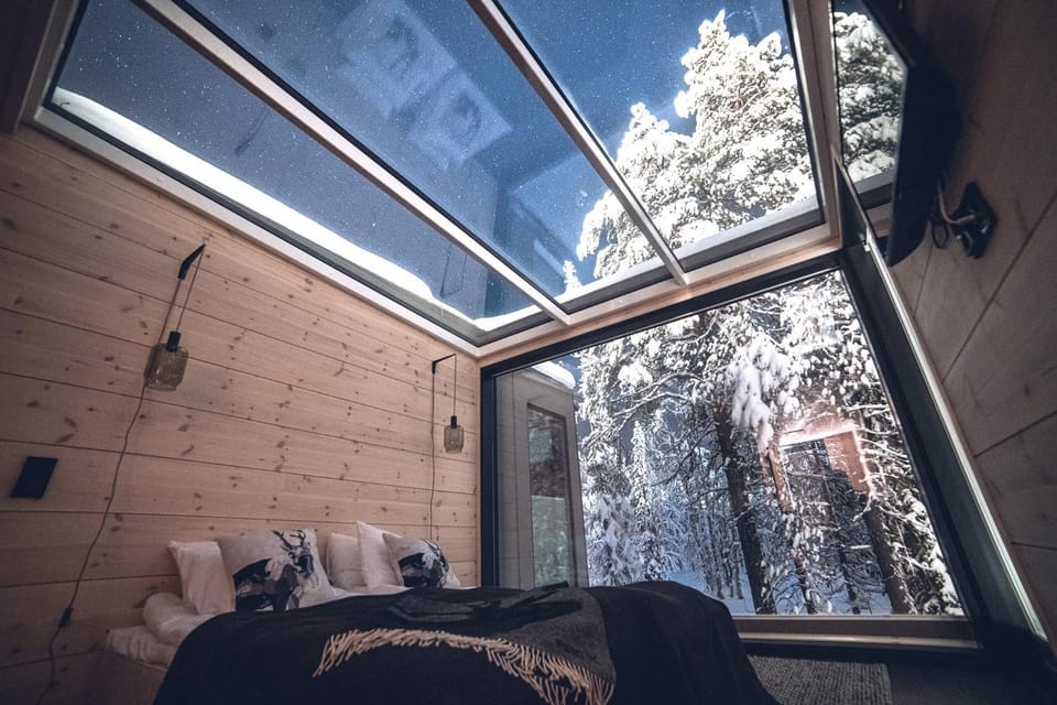 Bed, Day, Winter, View (from property/room), Bedroom
